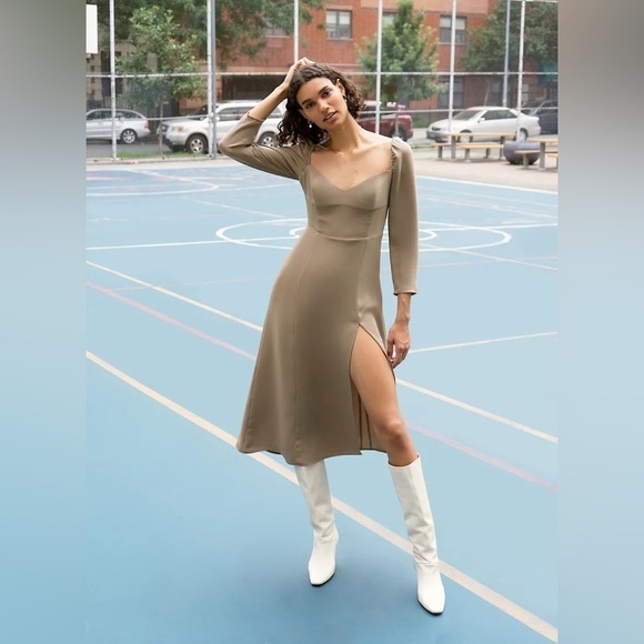 Aritzia Dresses & Skirts - Aritzia Wilfred Tulum Dress in Pine Bark